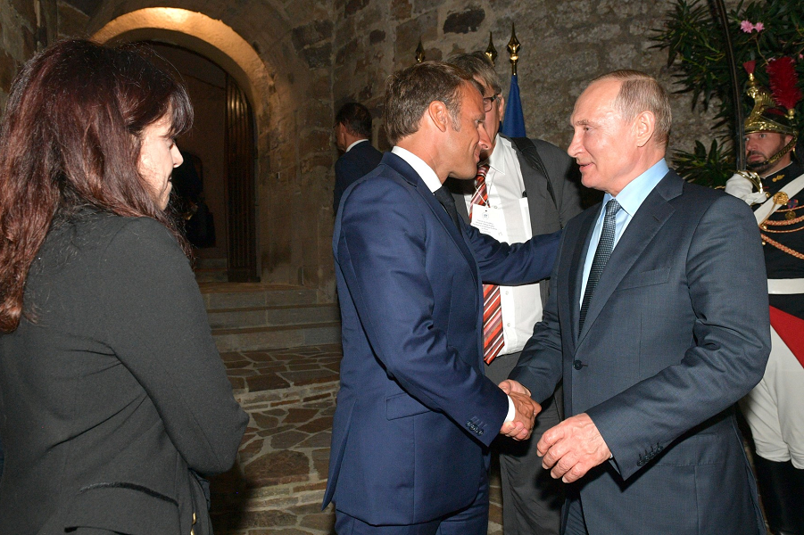 Переговоры с президентом Франции Макроном, 19.08.19.png Переговоры с президентом Франции Макроном, 19.08.19.png