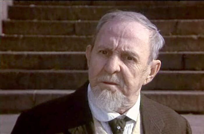 За кадром телефильма «Тени исчезают в полдень» актеры, роли, фильмы