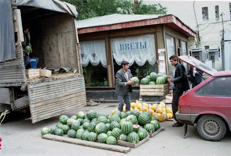 Москва 90–х Какой была Москва в 90-е годы