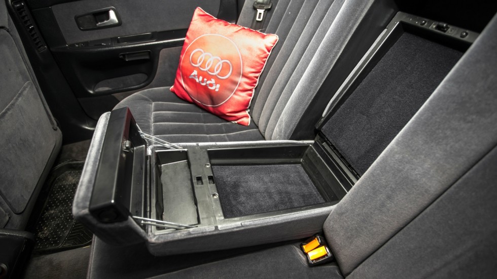 Audi-A8-(85)