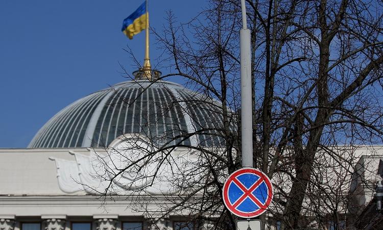 Киеву советуют "сломить гордыню" Киеву советуют "сломить гордыню"