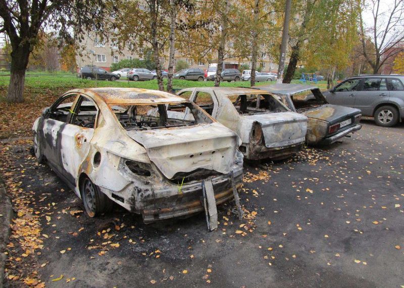 Когда кара небесная выбирает именно ваш автомобиль Когда кара небесная выбирает именно ваш автомобиль