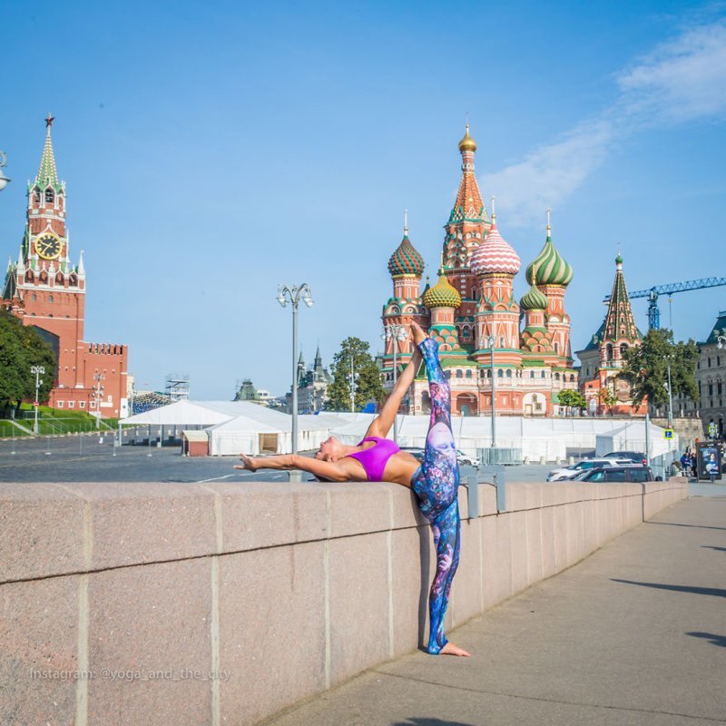 Фотограф объездил весь мир, снимая людей, практикующих йогу в мегаполисах в мире, йога, красиво, разные страны, спорт, фото, фотограф, фотография