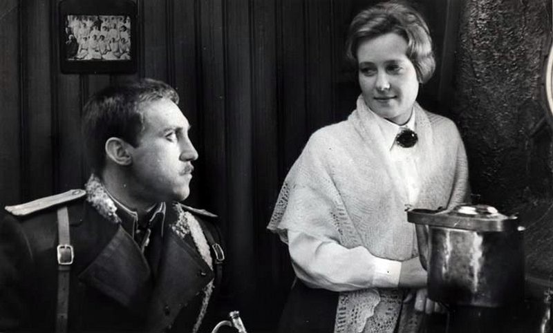 65. Съемки фильма «Служили два товарища». Владимир Высоцкий и Ия Савина. 65. Съемки фильма «Служили два товарища». Владимир Высоцкий и Ия Савина. Владимир Высоцкий, Русские актеры, Русские поэты, история