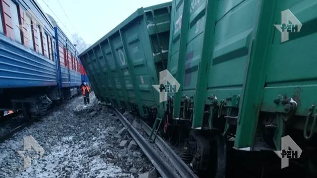 По факту схода товарных вагонов в Оренбургской области возбуждено уголовное дело