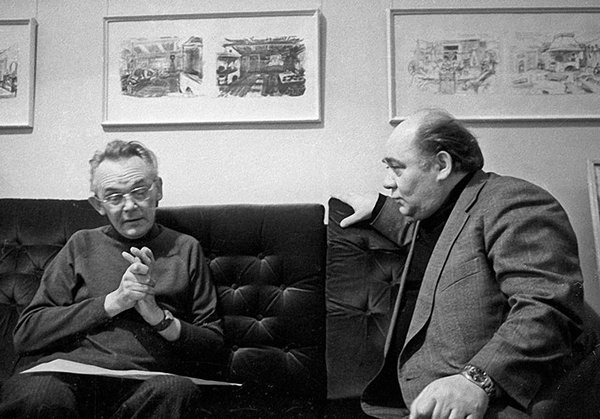 Режиссер Леонид Гайдай и артист Евгений Леонов работают над фильмом. 1979 год . Фото С. Соловьева /РИА Новости