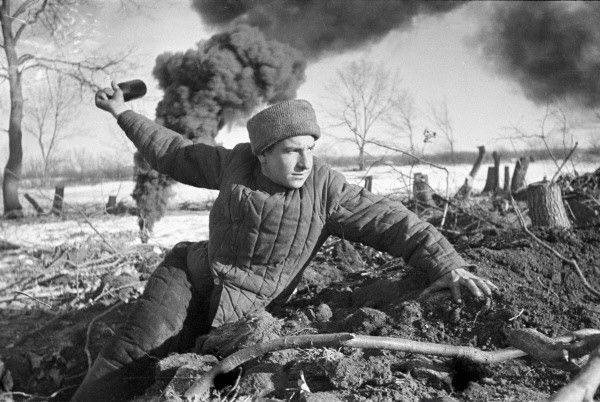 Дед с характером и фронтовой закалкой. Дед с характером и фронтовой закалкой.