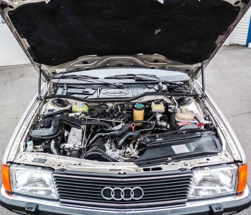 Audi 100 Turbo C3 :    80-