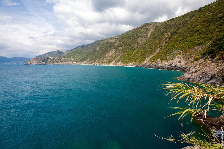 13. Вид в сторону следующего города — Корнилья (Corniglia).