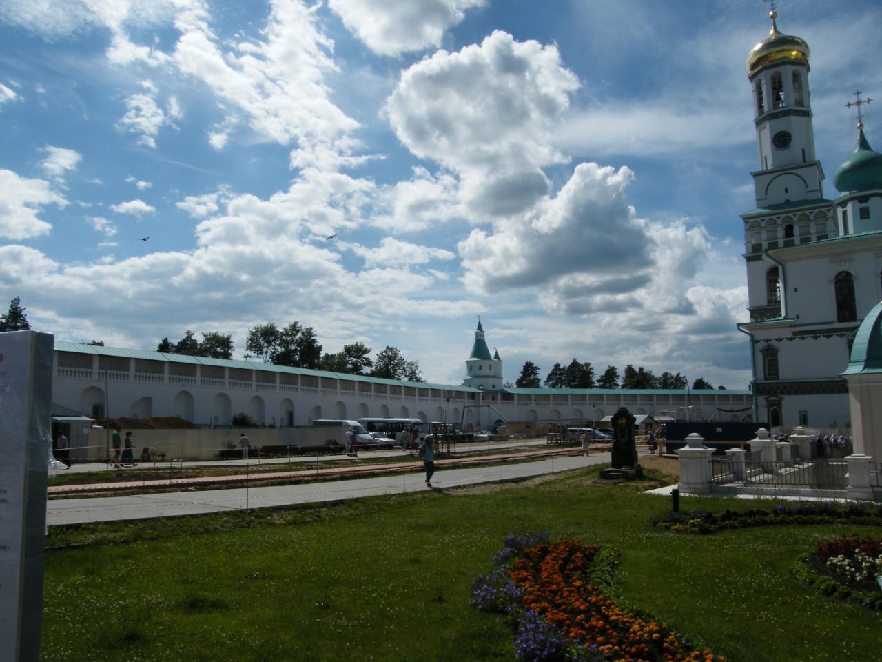 Новоиерусалимский монастырь. Новоиерусалимский монастырь.