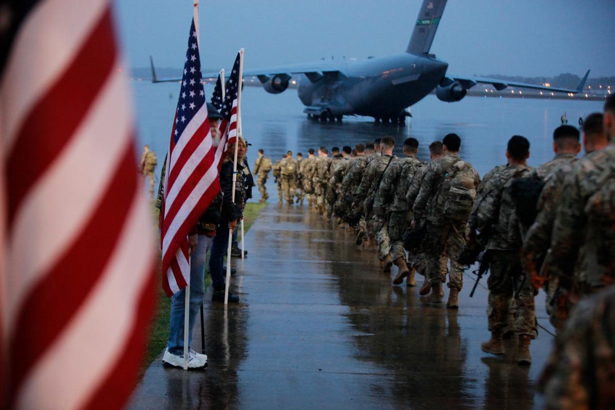 США отказались выводить войска из Ирака - Россия в ответ готовит поставки С-400 Багдаду