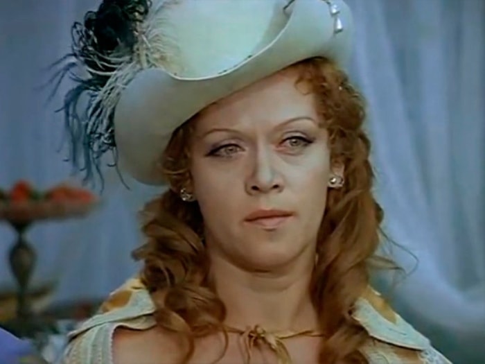 Алиса Фрейндлих в фильме *Д*Артаньян и три мушкетера*, 1979 | Фото: kino-teatr.ru Алиса Фрейндлих в фильме *Д*Артаньян и три мушкетера*, 1979 | Фото: kino-teatr.ru