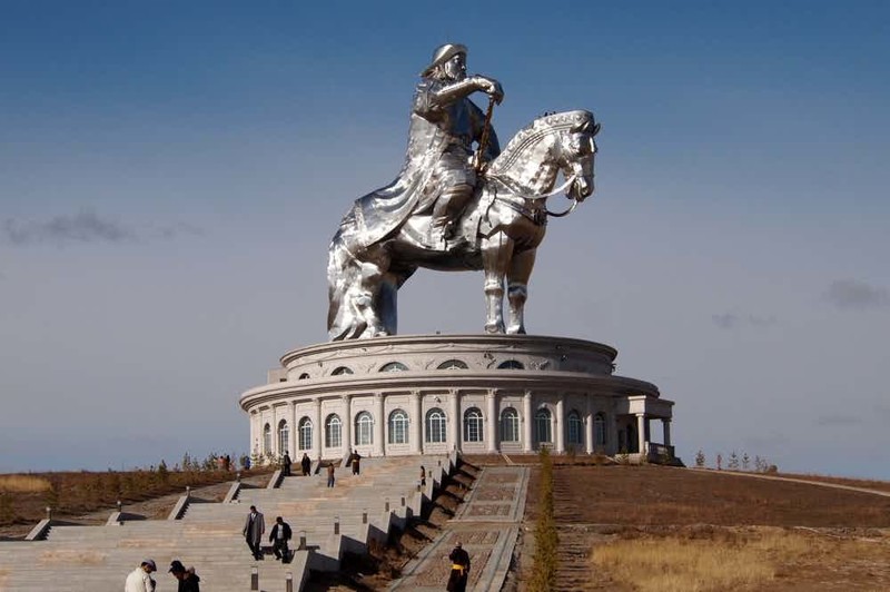 2. Загадочная смерть 2. Загадочная смерть Чингисхан, история, факт