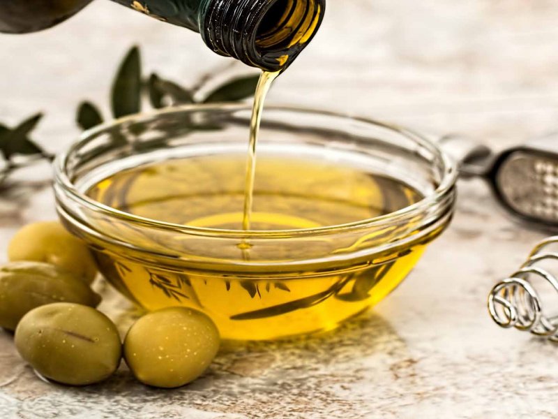 Комбинация оливкового масла и овощей объясняет пользу средиземноморской диеты