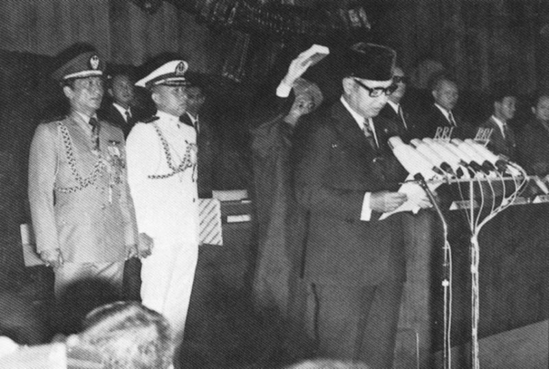 Сценарий длиною в век: как империалисты уничтожают страны-колонии ради обладания властью Сценарий длиною в век: как империалисты уничтожают страны-колонии ради обладания властью