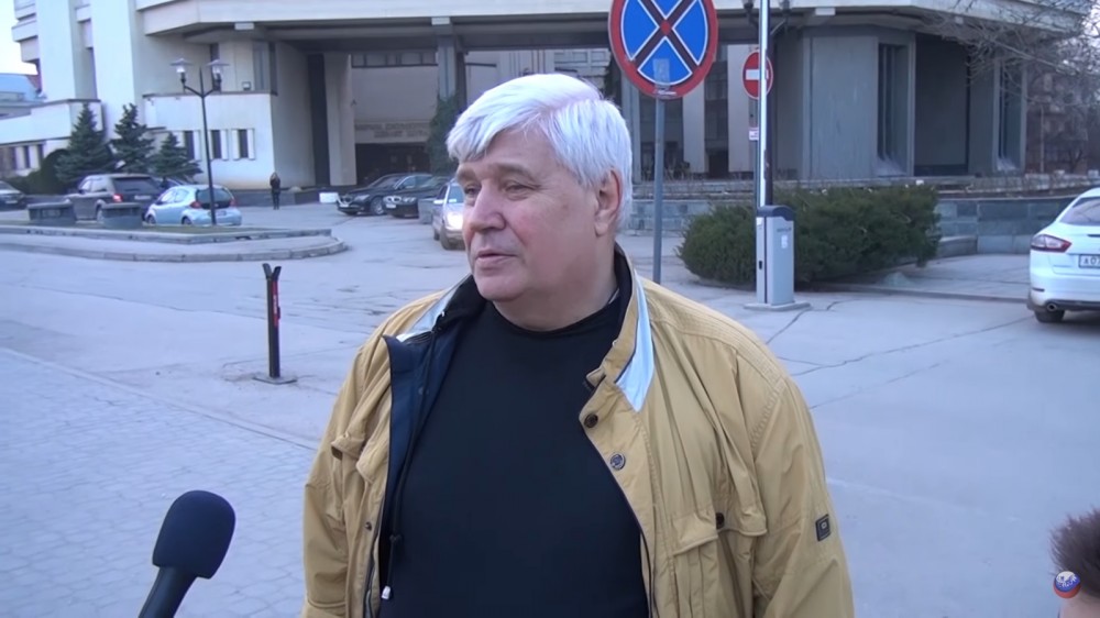 Крымчане об украинцах: «Мы - славяне, но такие братья нам и даром не нужны» Крымчане об украинцах: «Мы - славяне, но такие братья нам и даром не нужны»