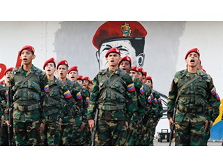 Мятежные генералы и вооруженные банды. Кто решит судьбу Венесуэлы Мятежные генералы и вооруженные банды. Кто решит судьбу Венесуэлы
