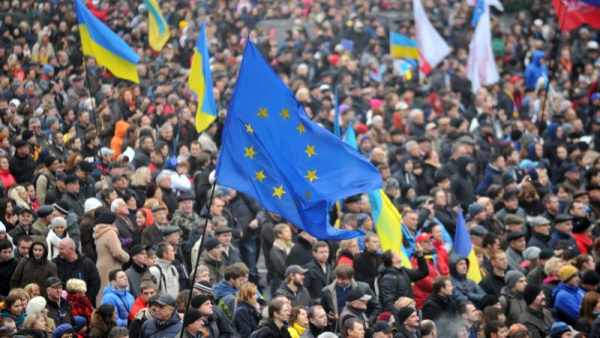 В Киеве освистали Порошенко за оскорбление России: «Вали отсюда, предатель!» В Киеве освистали Порошенко за оскорбление России: «Вали отсюда, предатель!»