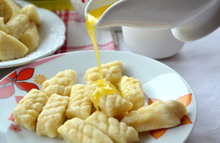 Рецепты по четвергам. Клёцки, ньокки, галушки, вареники. Ленивые вареники (вып. 7) Рецепты по четвергам. Клёцки, ньокки, галушки, вареники. Ленивые вареники (вып. 7)