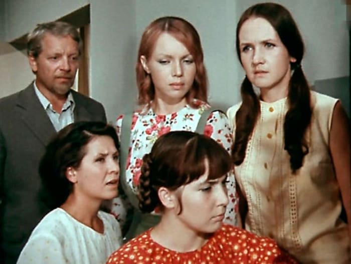 Кадр из фильма *Стоянка поезда – две минуты*, 1972 | Фото: kino-teatr.ru Кадр из фильма *Стоянка поезда – две минуты*, 1972 | Фото: kino-teatr.ru