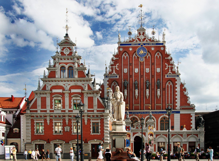 Public-Square-Riga (700x515, 480Kb)