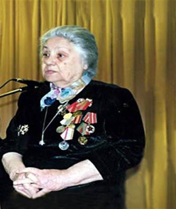 Шпионы в юбках. Женщины-разведчики, чьи подвиги до сих пор засекречены Шпионы в юбках. Женщины-разведчики, чьи подвиги до сих пор засекречены Бибииран Алимова, Елена Косова, внешняя разведка, разведчицы