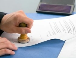 В интересах незащищенных: парламентарии вновь обратили внимание на нотариальную форму сделок с недвижимостью В интересах незащищенных: парламентарии вновь обратили внимание на нотариальную форму сделок с недвижимостью