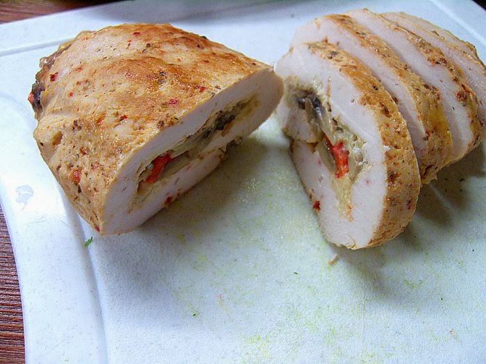 Куриные рулетки с грибами Куриные рулетки с грибами