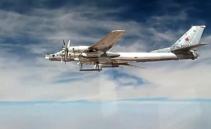 Нанесение авиаударов Ту-95МС крылатыми ракетами ХА-101 по объектам террористов в Сирии Нанесение авиаударов Ту-95МС крылатыми ракетами ХА-101 по объектам террористов в Сирии