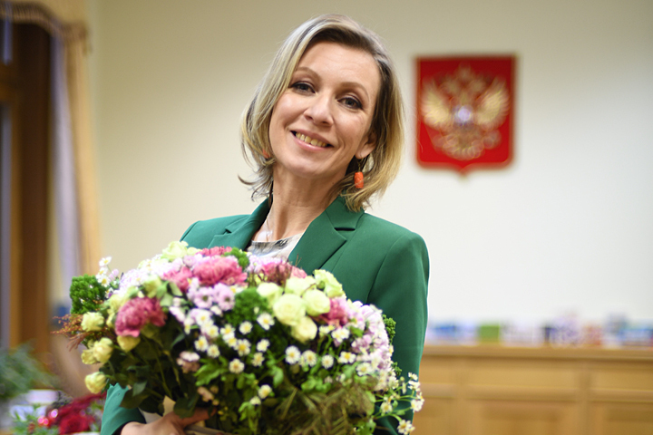 Attēlu rezultāti vaicājumam “мария захарова цветы”