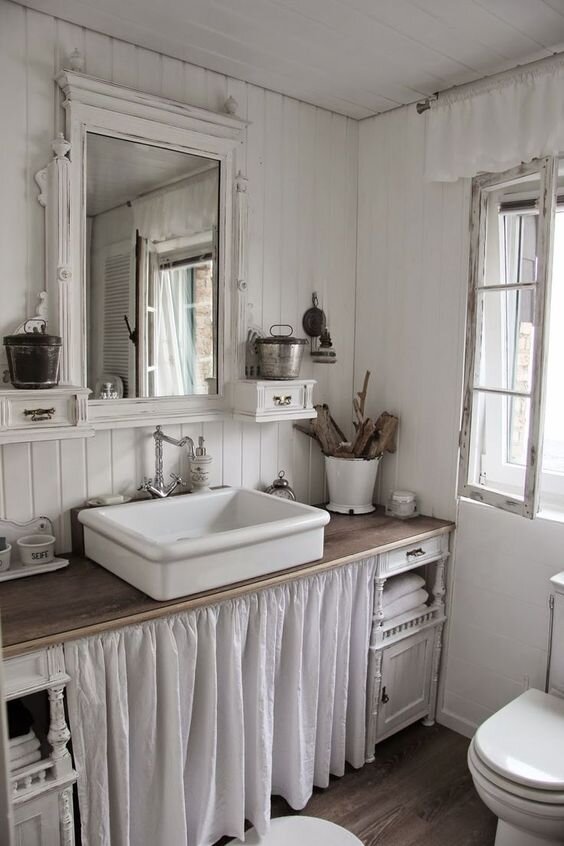 Всем любителям уютных помещений посвящается. Ванная комната в стиле Прованс – это визуально светлое и свежее пространство, располагающее к отдыху.-8