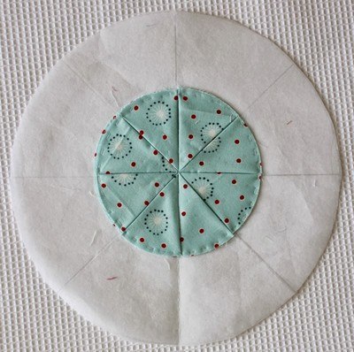 Подставка из лоскутков под горячее