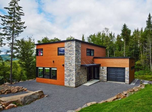 Деревянная и каменная отделка фасадов частных домов фото