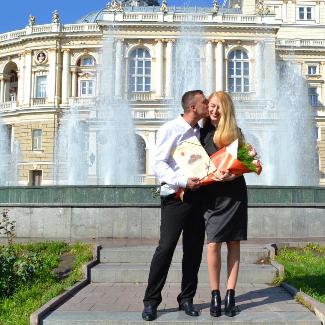 Когда женщину привезли в родильное отделение, врачи боялись к ней прикоснуться. Такого в их практике еще не было Когда женщину привезли в родильное отделение, врачи боялись к ней прикоснуться. Такого в их практике еще не было