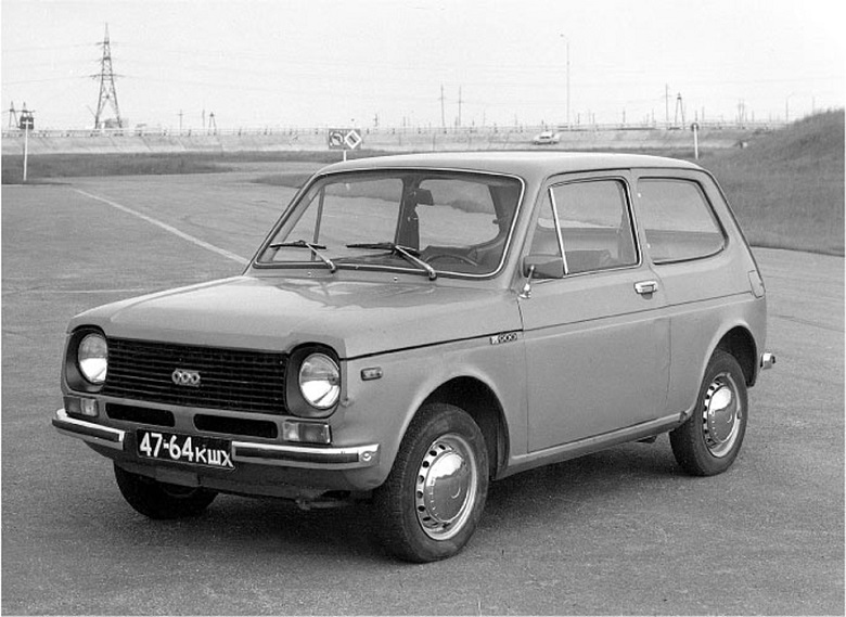 Необычные проекты советских автопроизводителей. Необычные проекты советских автопроизводителей.