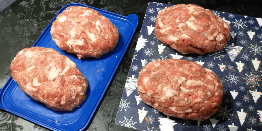 Ароматная и настоящая домашняя колбаса: всегда сытно и вкусно