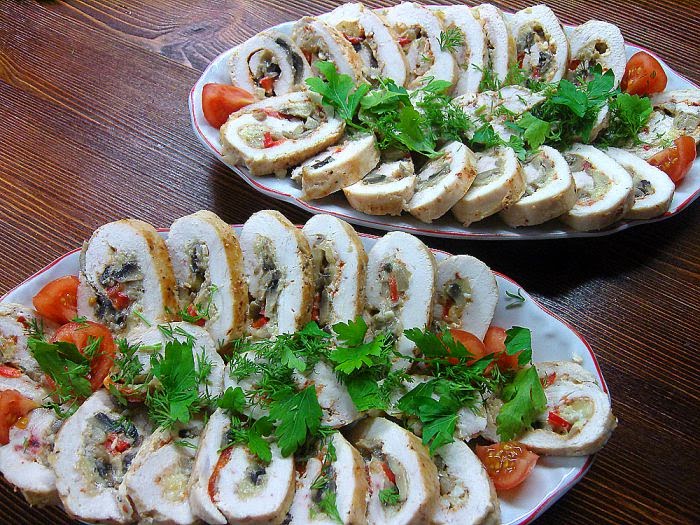 Куриные рулетки с грибами Куриные рулетки с грибами