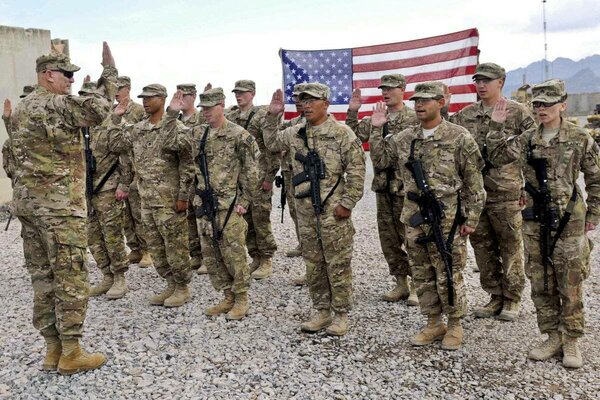 Американские военные требуют компенсацию за страх перед ВКС России