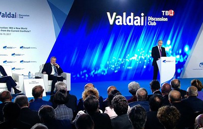 Путин: Запад экспортирует демократию по советскому примеру