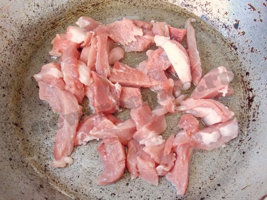 salat-govyadina-solyonyiy-ogurets-2 (540x405, 75Kb)