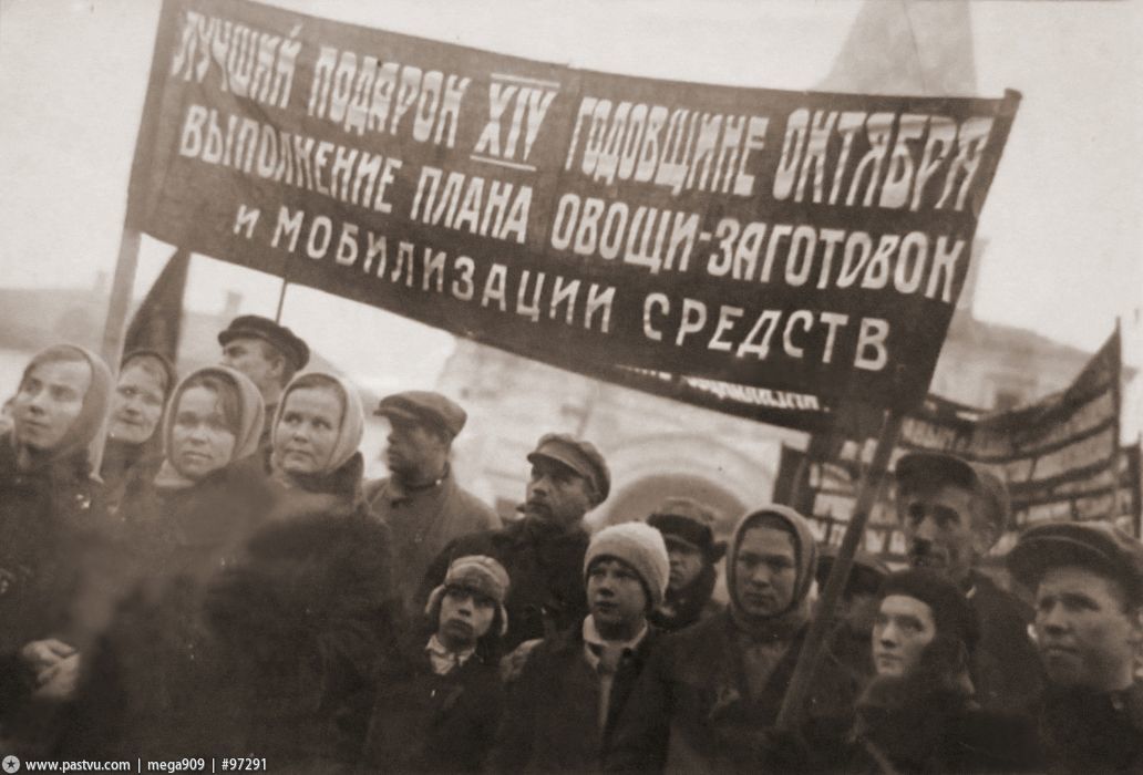 Прогулки по Коломенскому. Государев двор. Прогулки по Коломенскому. Государев двор.