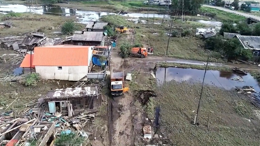 Тысячи пострадавших от паводка в Иркутской области до сих пор не получили помощь