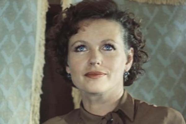 Наталья Фатеева в фильме «Место встречи изменить нельзя» (1979 год) Наталья Фатеева в фильме «Место встречи изменить нельзя» (1979 год)