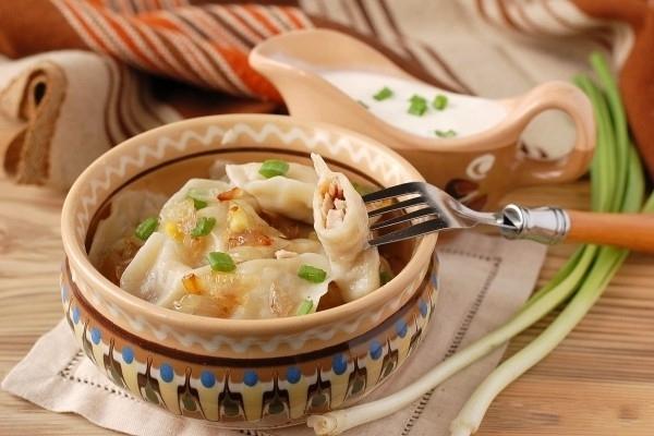 Рецепты по четвергам. Клёцки, ньокки, галушки, вареники. Вареники с мясом (вып. 6) Рецепты по четвергам. Клёцки, ньокки, галушки, вареники. Вареники с мясом (вып. 6)