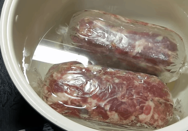 Ароматная и настоящая домашняя колбаса: всегда сытно и вкусно