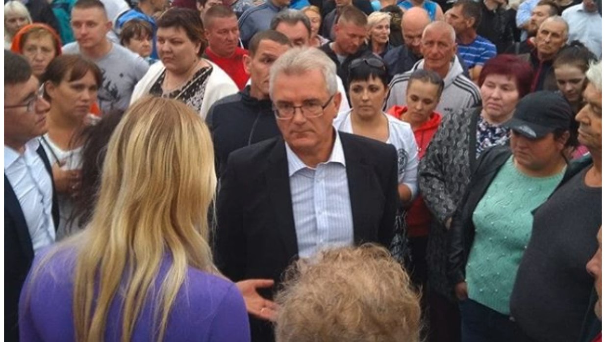 Губернатор поможет с кредитами семье погибшего в Чемодановке