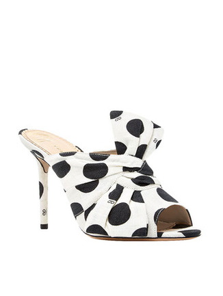 Мюли из текстиля, около 40 000 руб., Charlotte Olympia Мюли из текстиля, около 40 000 руб., Charlotte Olympia
