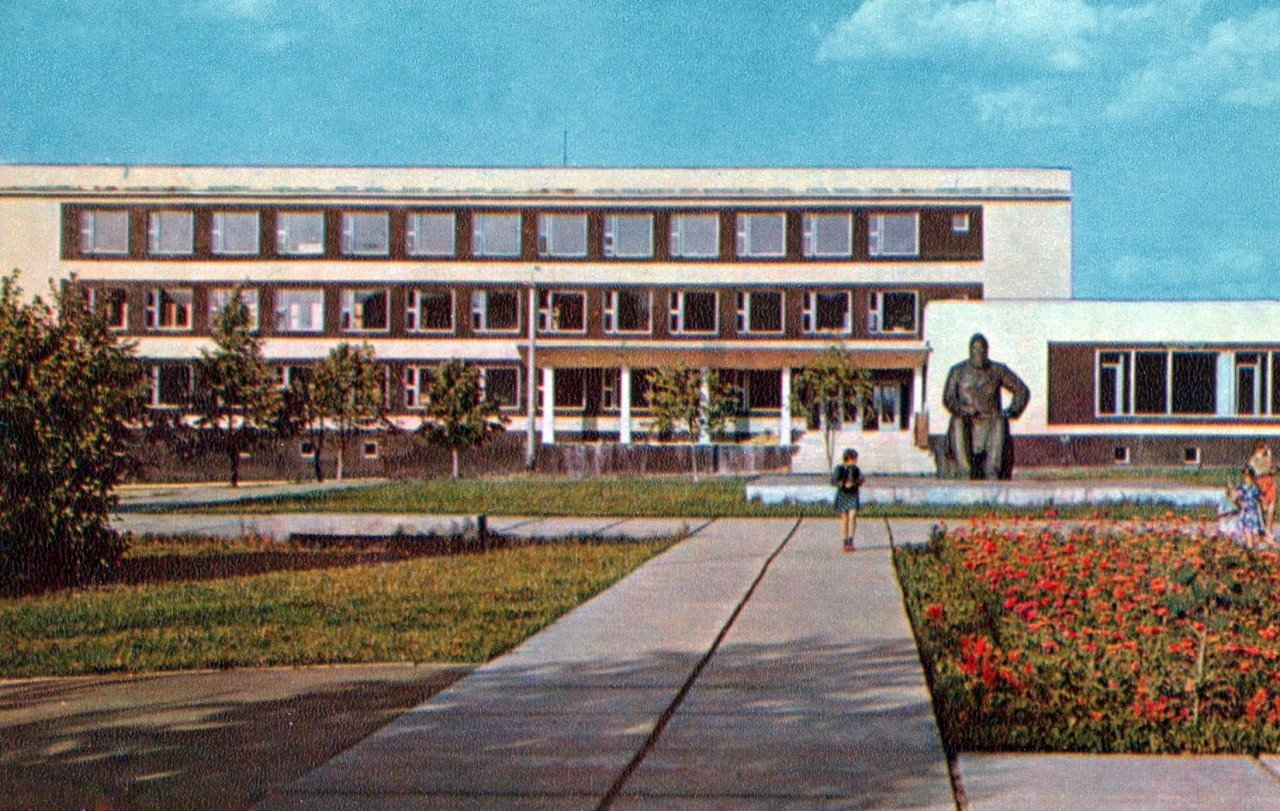 ZAVODFOTO / История городов России в фотографиях: Чебоксары в 1973 году (часть 1) ZAVODFOTO / История городов России в фотографиях: Чебоксары в 1973 году (часть 1)