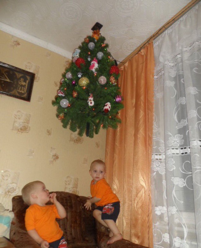 https://womans-hobby.ru/wp-content/uploads/2015/12/dlyakota.ru_fotopodborki_kak-vstrechayut-novyy-god-v-semyah-s-malenkimi-detmi_5.jpeg