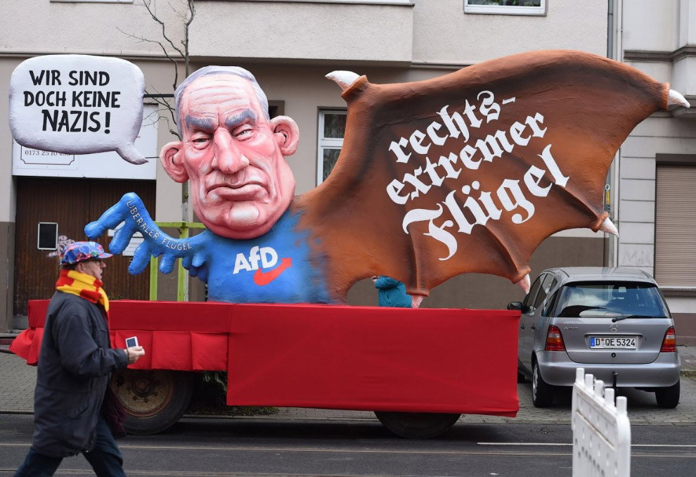 Политический юмор во взгляде немецкого карнавала